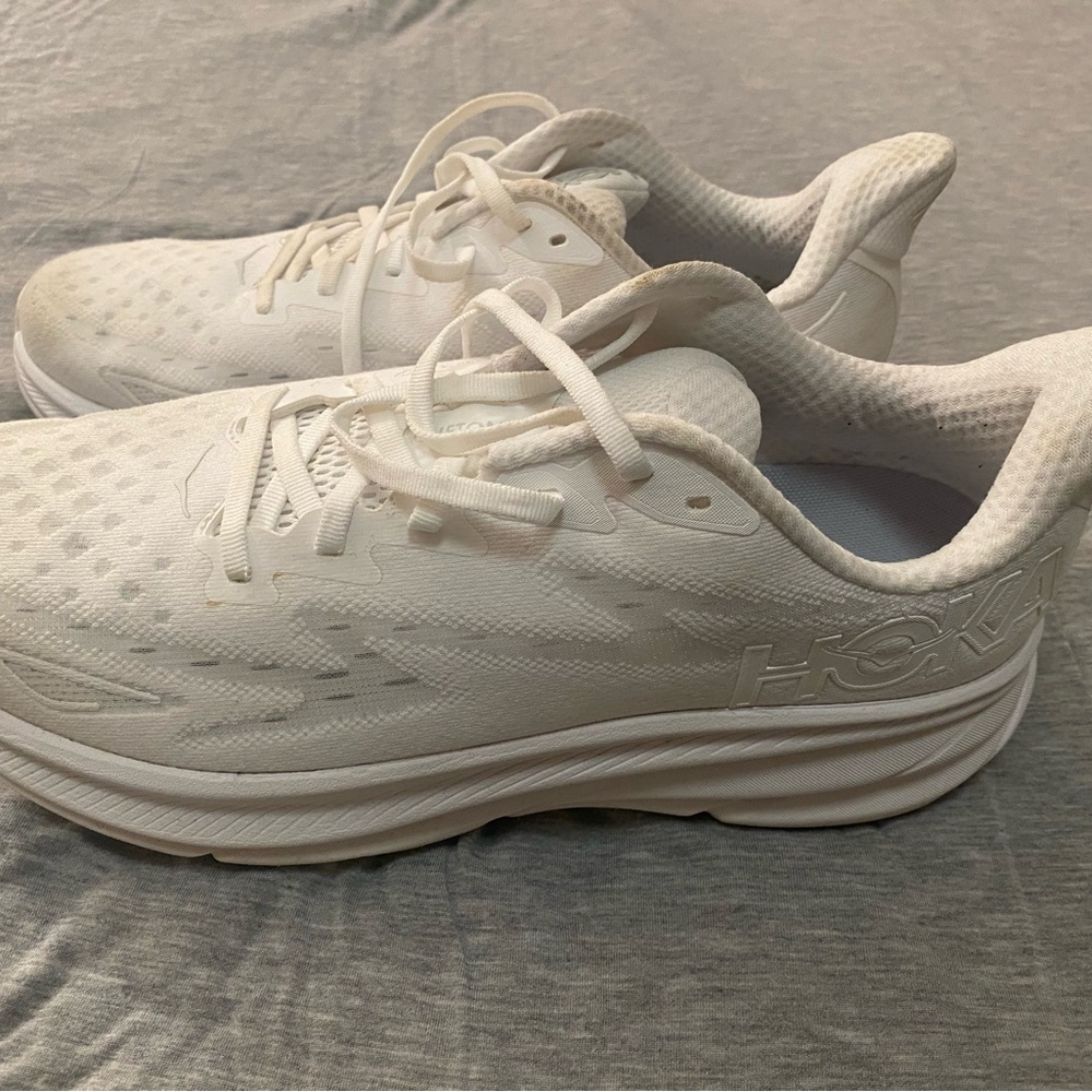 Hoka Clifton 9 White Running Shoes